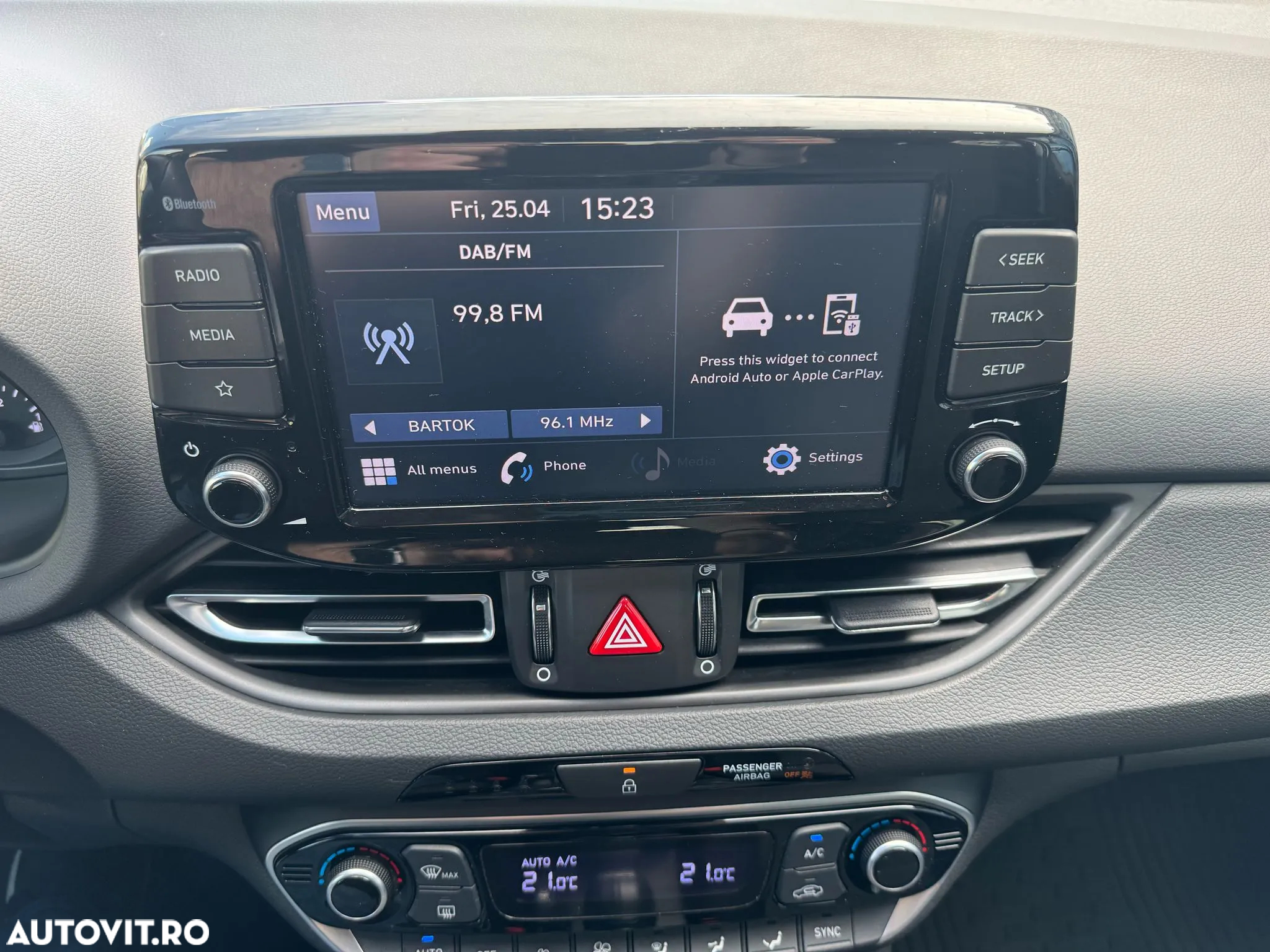 Hyundai i30 1.5 110CP 5DR M/T Highway - 14