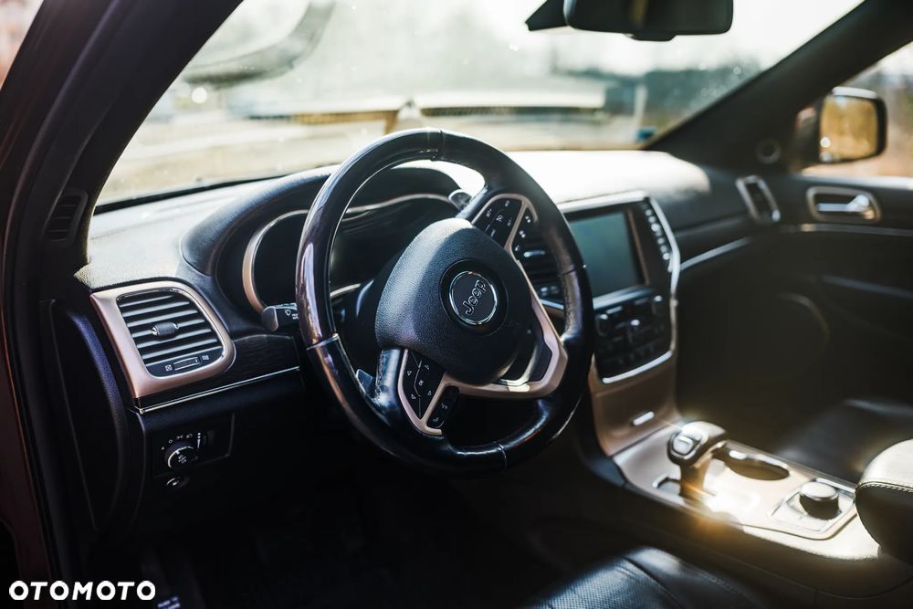 Jeep Grand Cherokee 3.0 CRD Overland Summit - 18