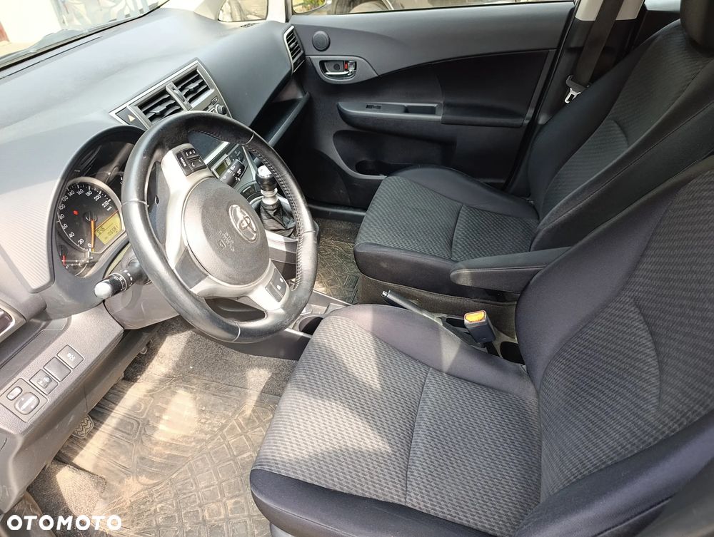 Toyota Verso S 1.33 VVT-i Life - 15