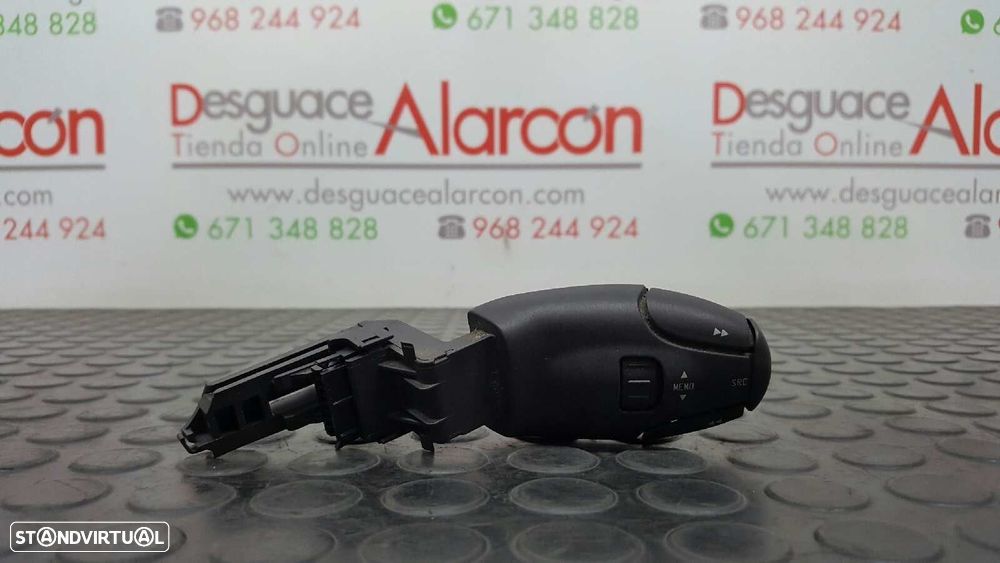 CONTROLE DO SISTEMA DE ÁUDIO / RÁDIO CD PEUGEOT 206+ BáSICO - 1