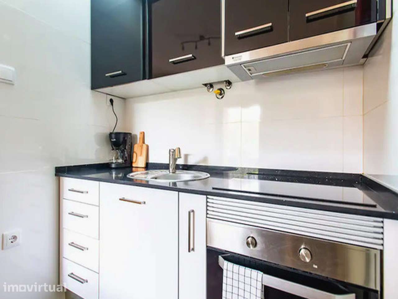 Apartamento T0 em Cascais com ar condicionado - Grande imagem: 2/13