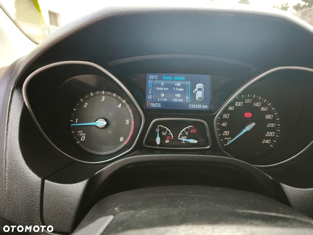 Ford Focus - 8