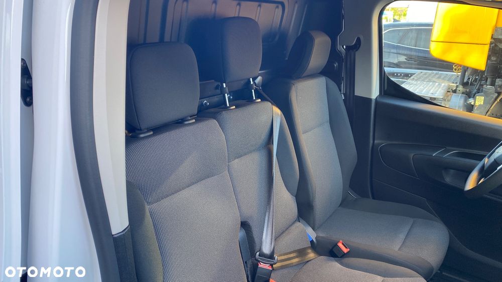 Toyota Proace City - 17