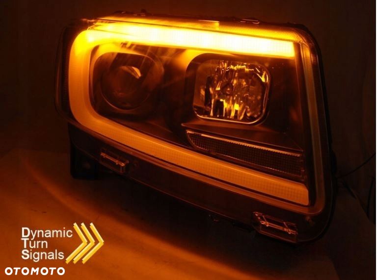 LAMPY REFLEKTORY GRAND CHEROKEE OD 2011 DO 2013 ROKU TUBE LIGHT SEQ - 3