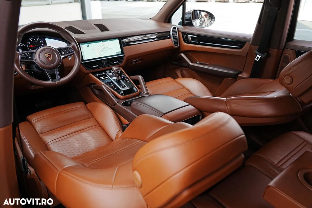 Porsche Cayenne Tiptronic S Platinum Edition - 13