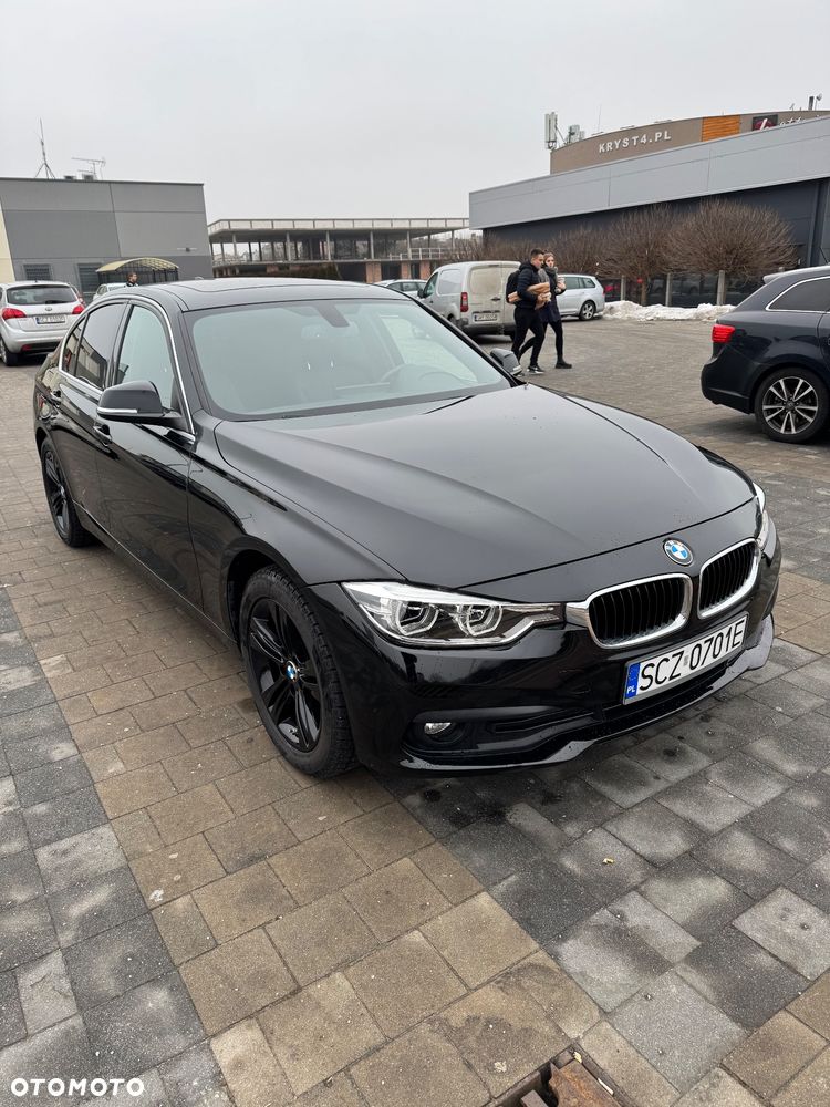 BMW Seria 3 330i xDrive Edition Luxury Line Purity - 8