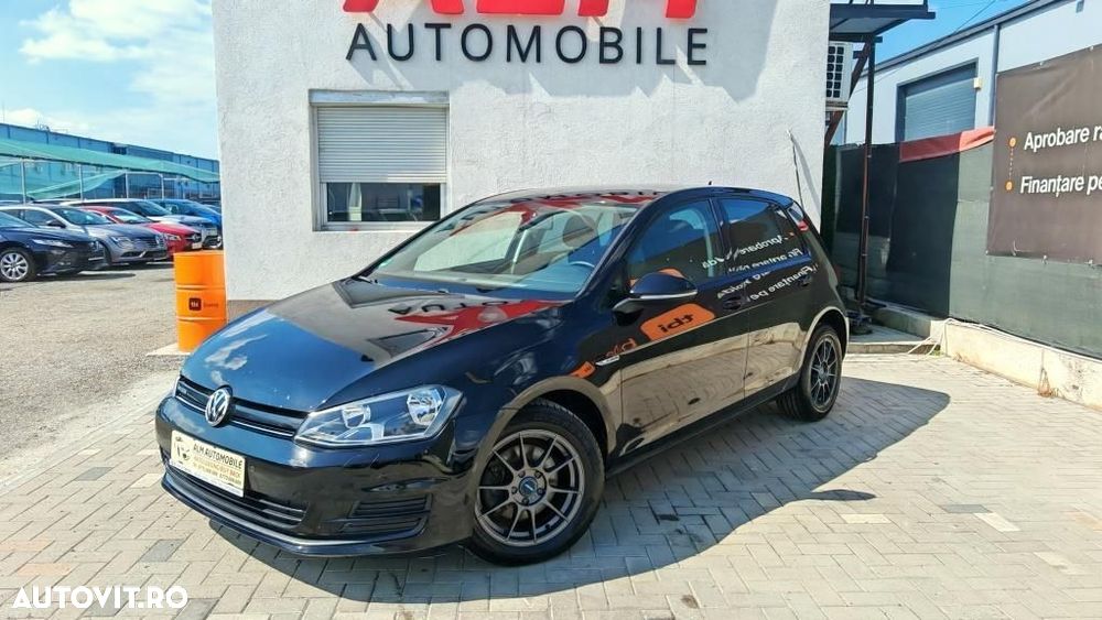 Volkswagen Golf - 4