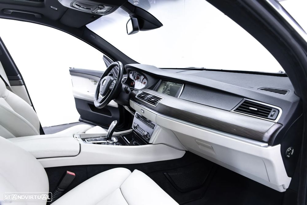 BMW 535 Gran Turismo - 21