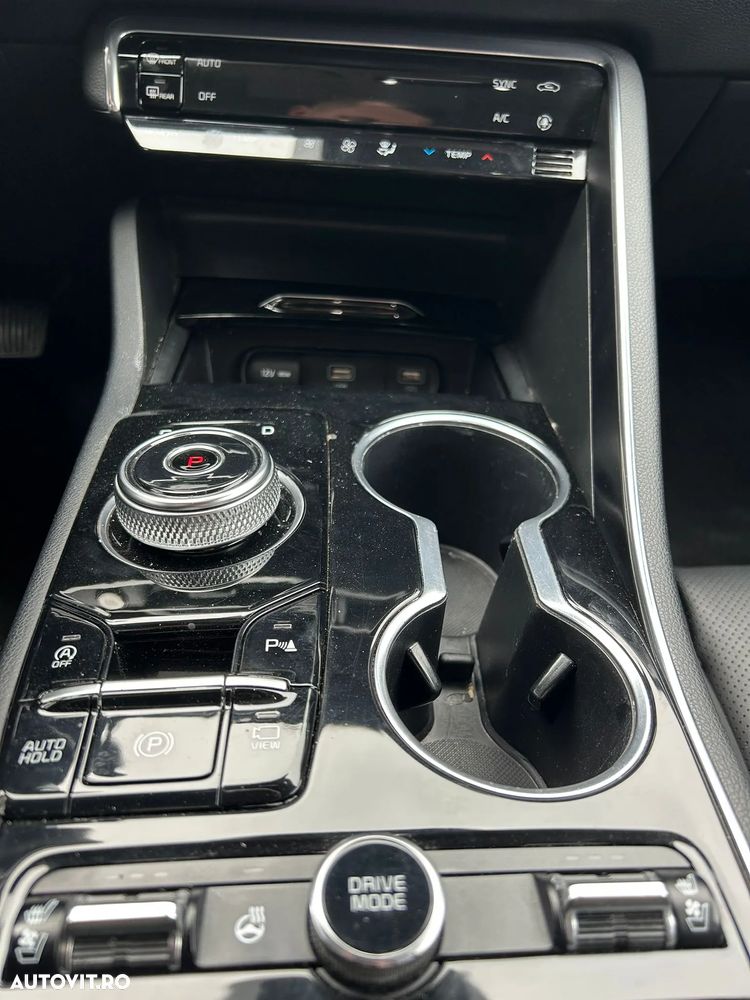 Kia K5 - 24