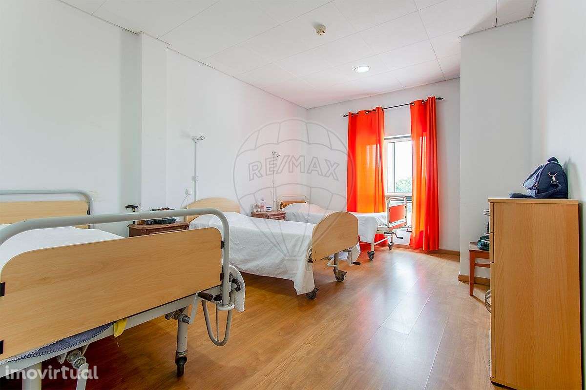 Moradia T12 para venda - Grande imagem: 4/22