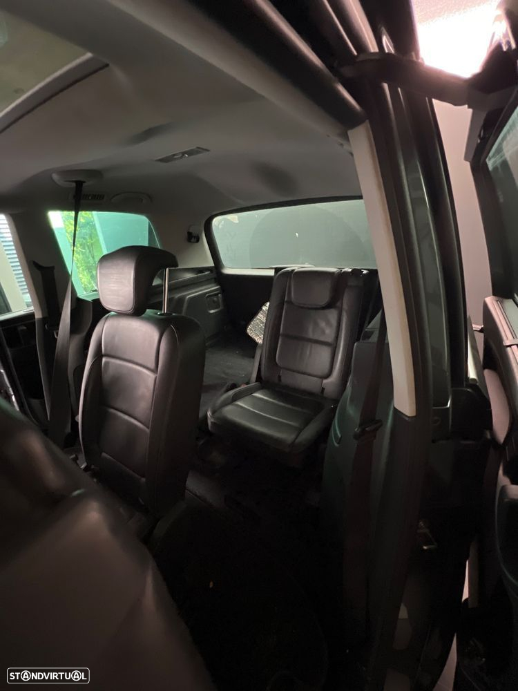 VW Sharan - 12