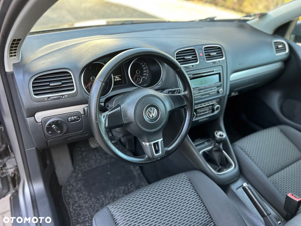 Volkswagen Golf 1.4 Comfortline - 25