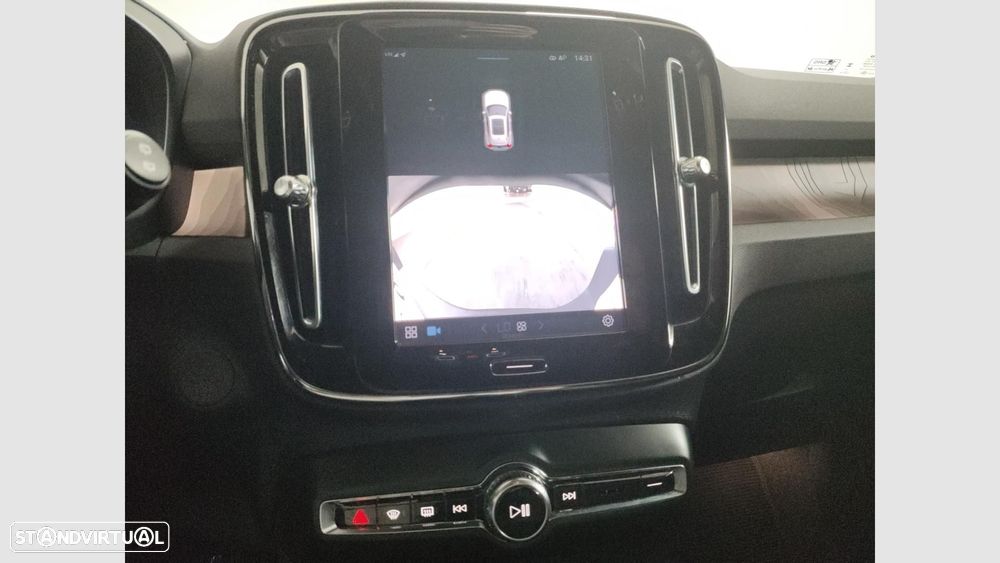 Volvo EX40 70 kWh Single Motor Core - 26