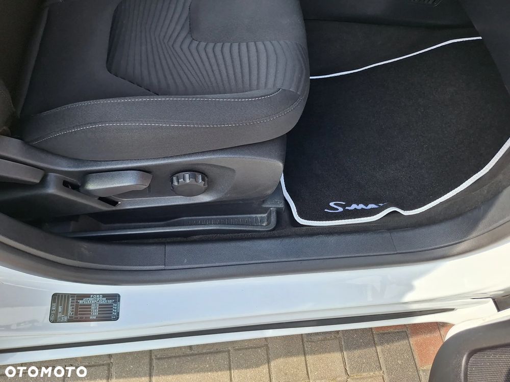Ford S-Max 2.0 TDCi Titanium PowerShift - 31