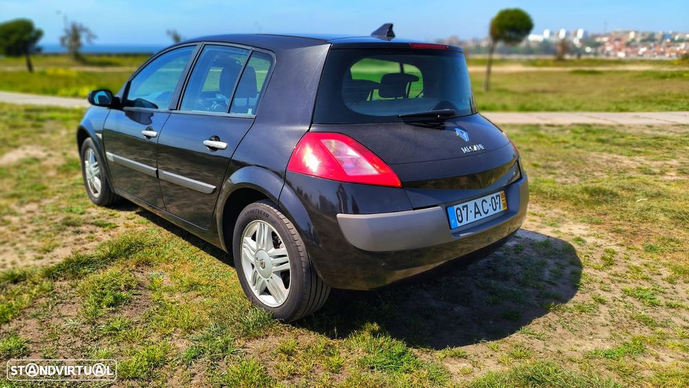 Renault Mégane 1.5 dCi Confort Privilège - 3