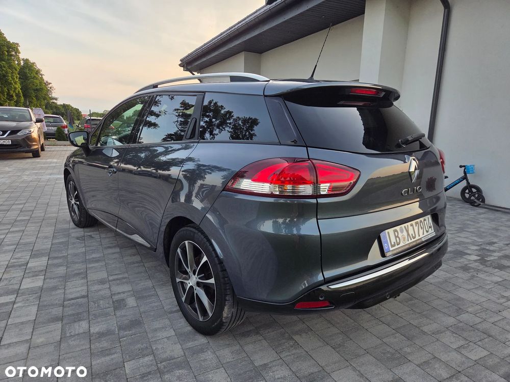Renault Clio 1.2 16V 75 LIMITED - 7