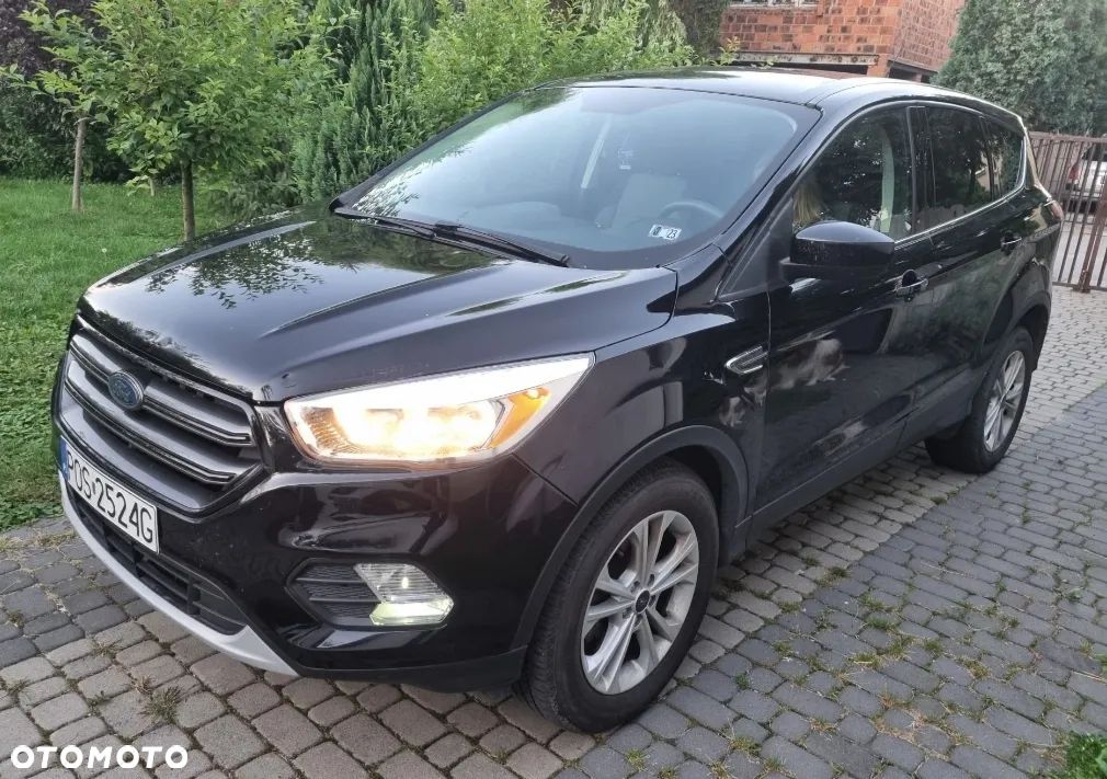 Ford Kuga 1.5 EcoBoost 4WD Trend - 1