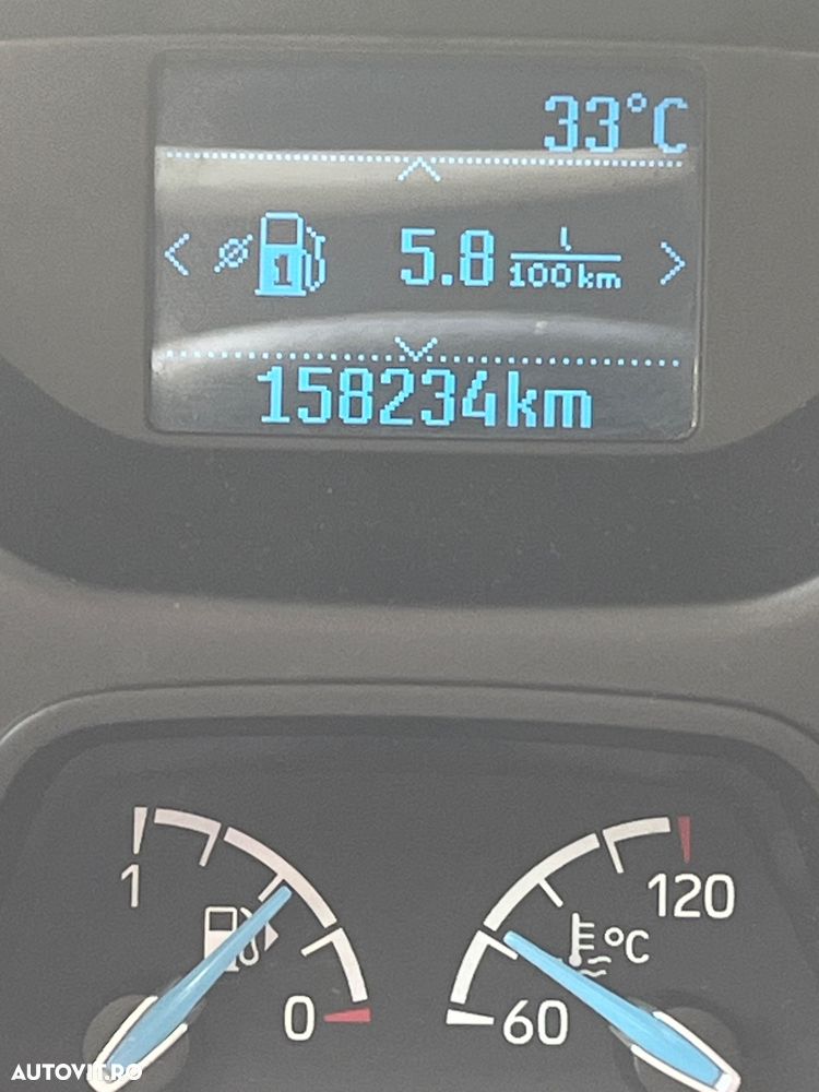 Ford Focus - 8