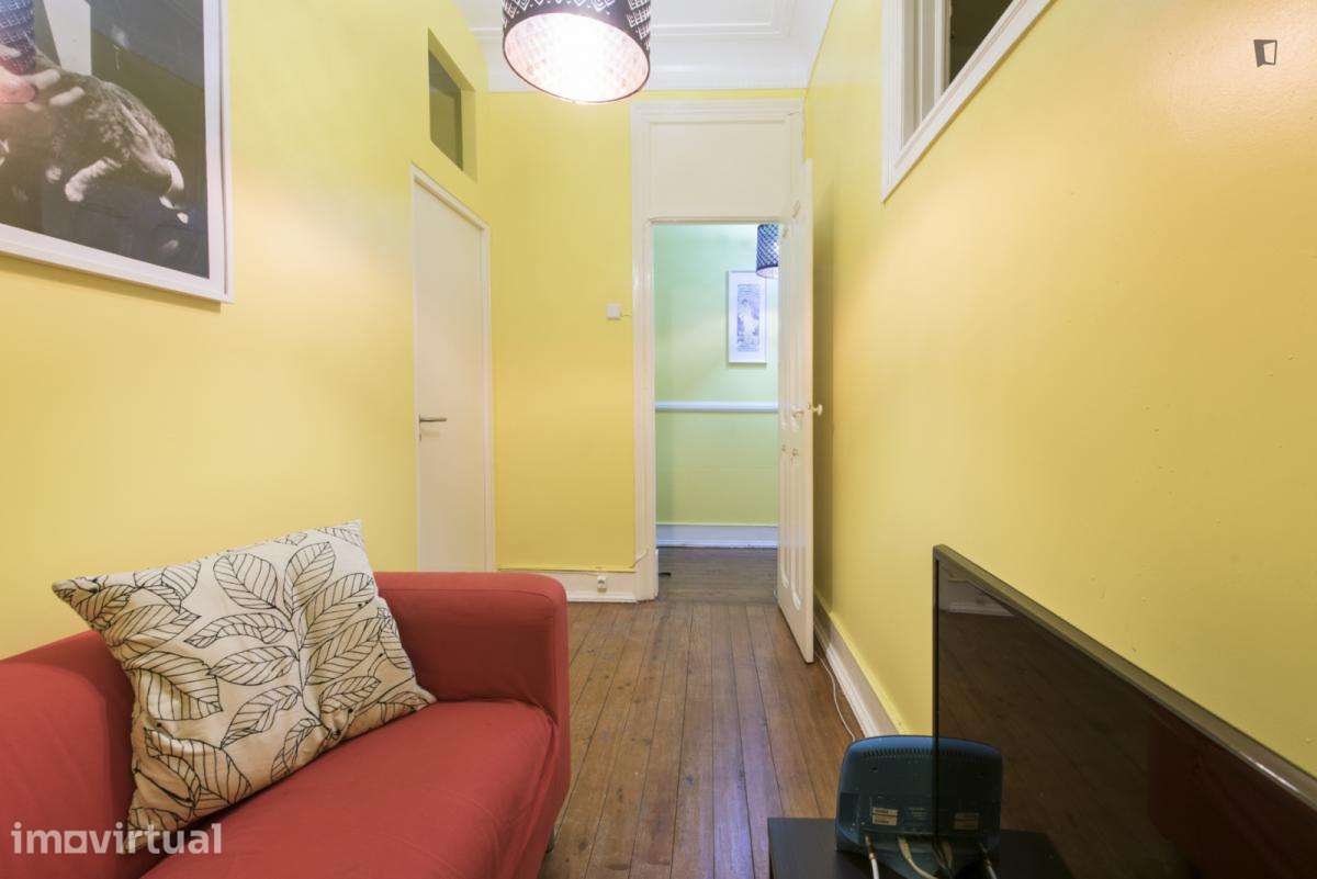 Quarto - localizado em Arroios Lisbon - Grande imagem: 4/17