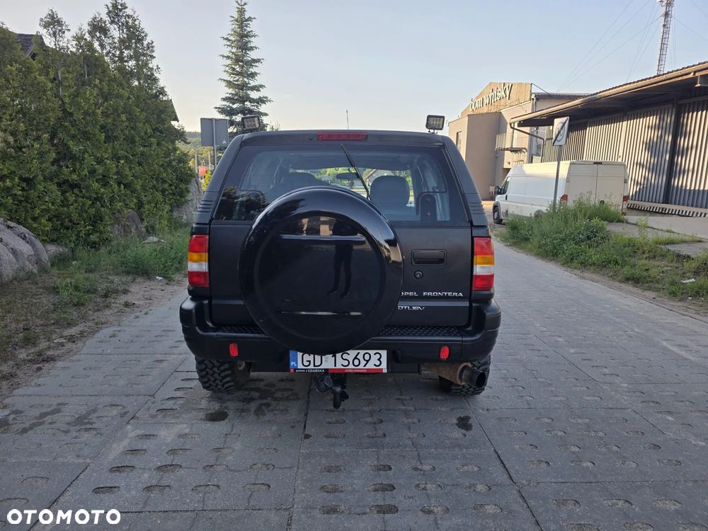 Opel Frontera - 10