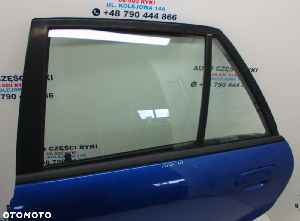 Mazda 323F  Drzwi Prawe Lewe Tył 20P - 3