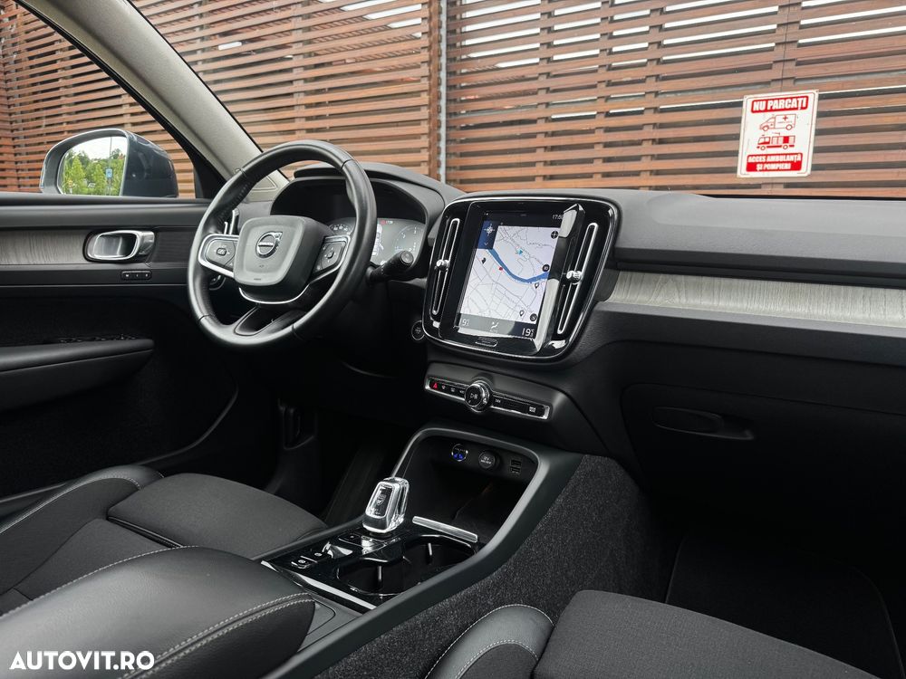 Volvo XC 40 D4 AWD Geartronic Inscription - 17