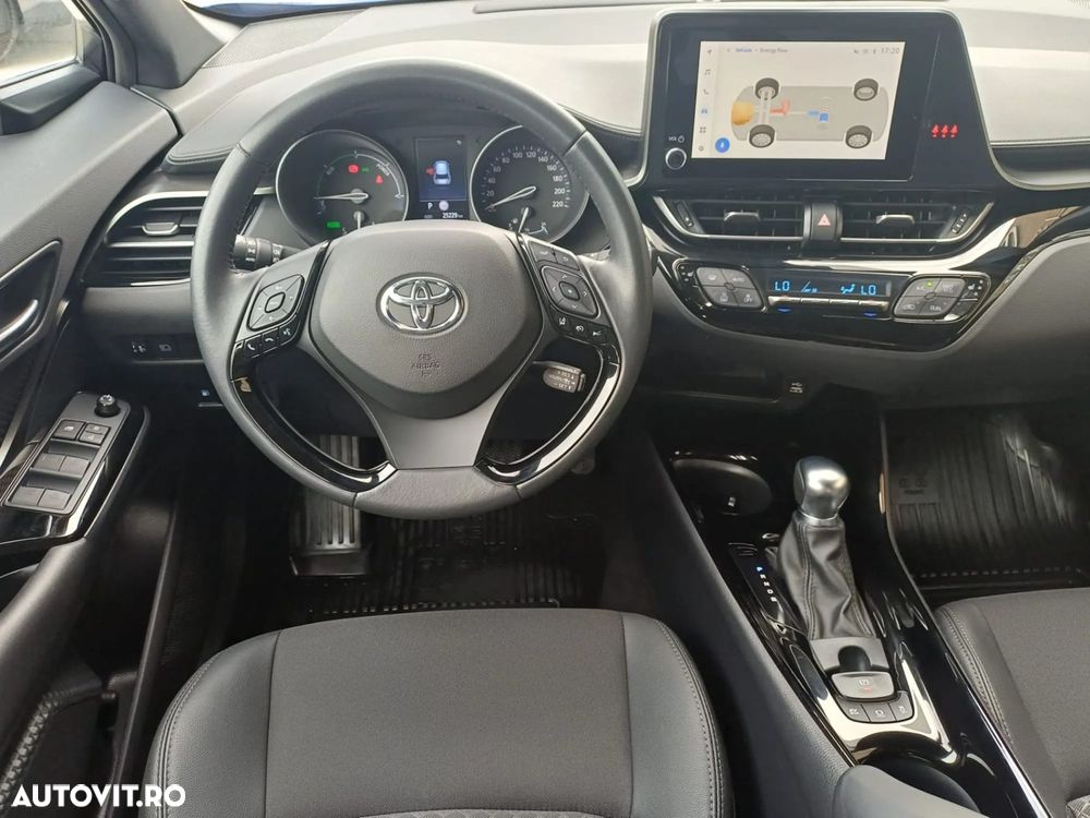 Toyota C-HR 1.8 HSD 122 CP 4x2 CVT Cult - 12