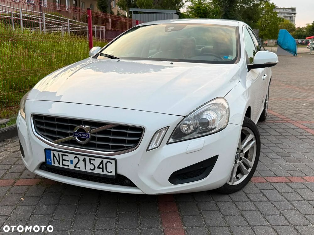 Volvo S60 D4 Edition - 4
