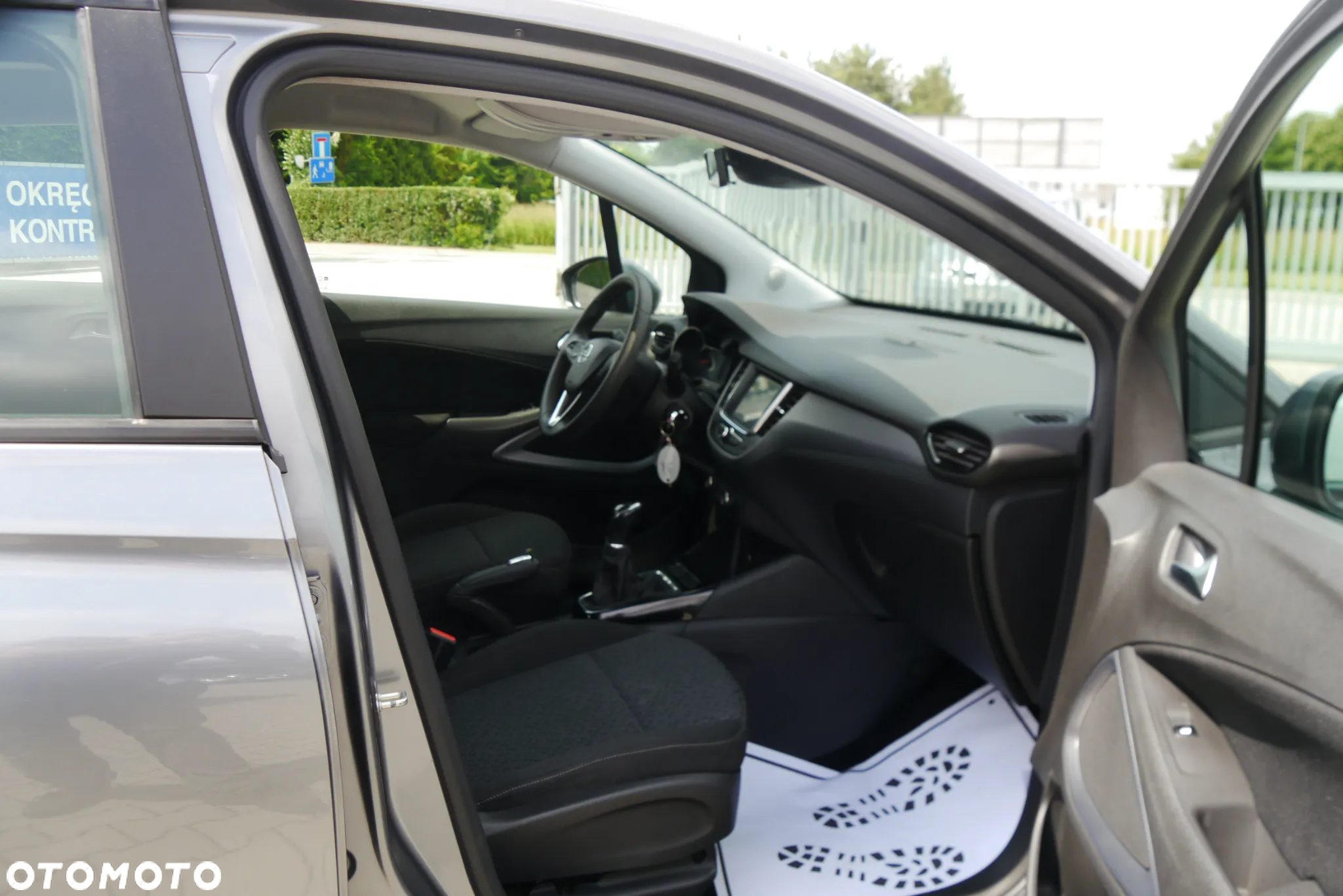 Opel Crossland X - 18