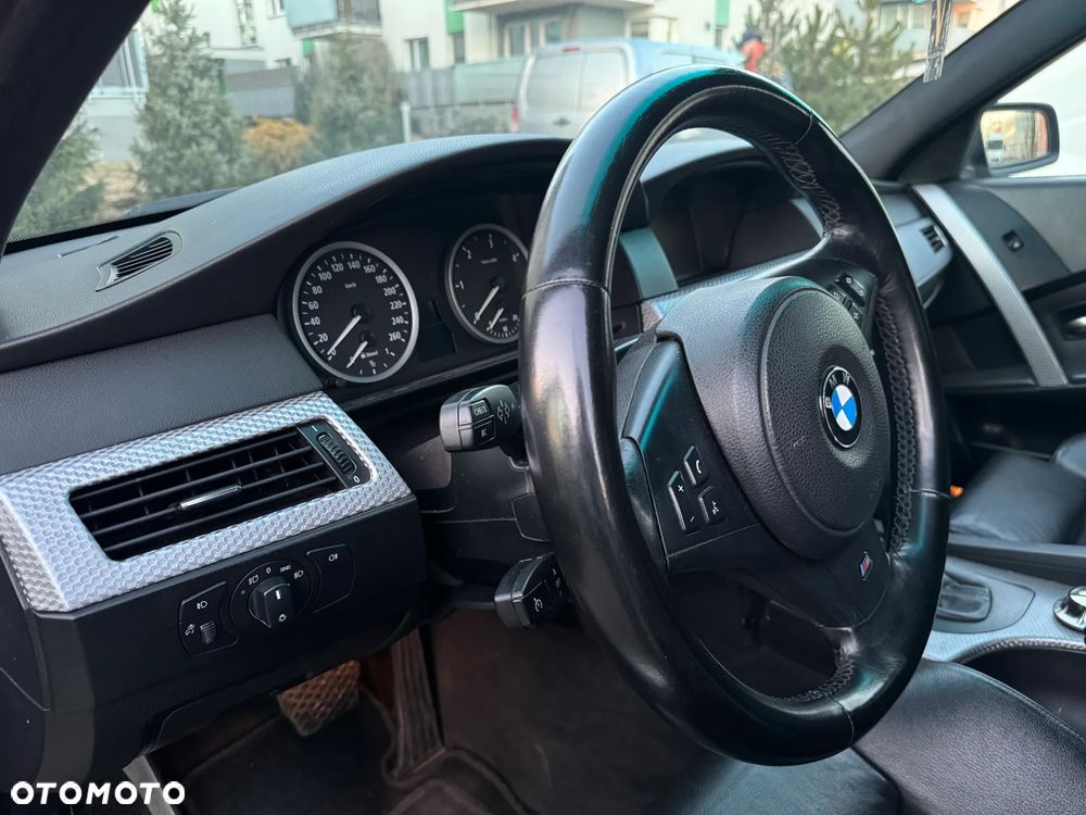 BMW Seria 5 - 24