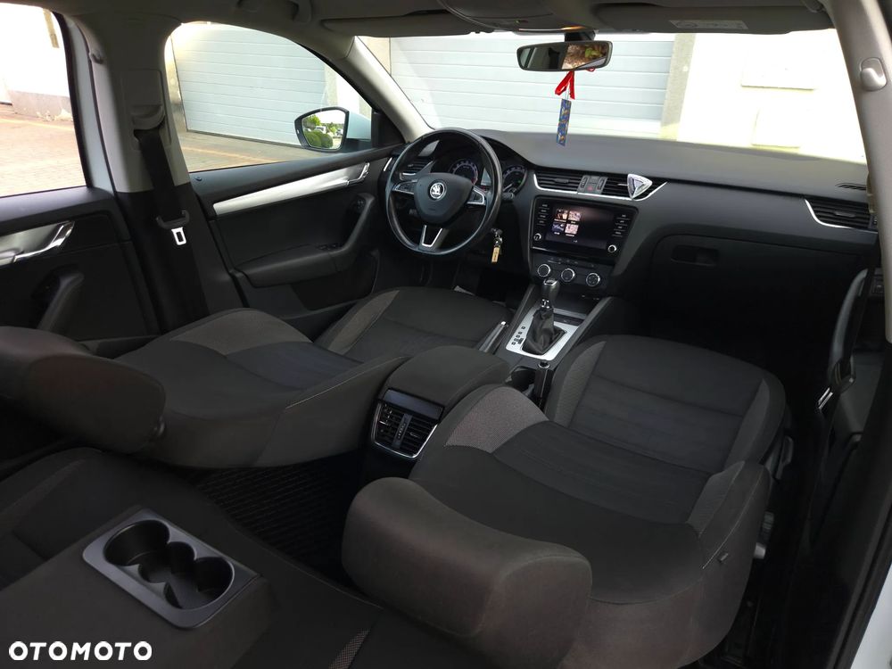 Skoda Octavia 2.0 TDI Style DSG - 34