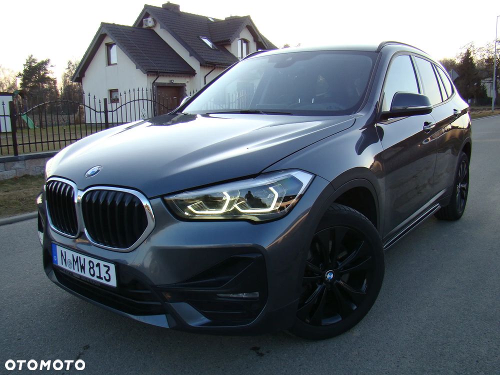 BMW X1 xDrive20d Sport Line - 2