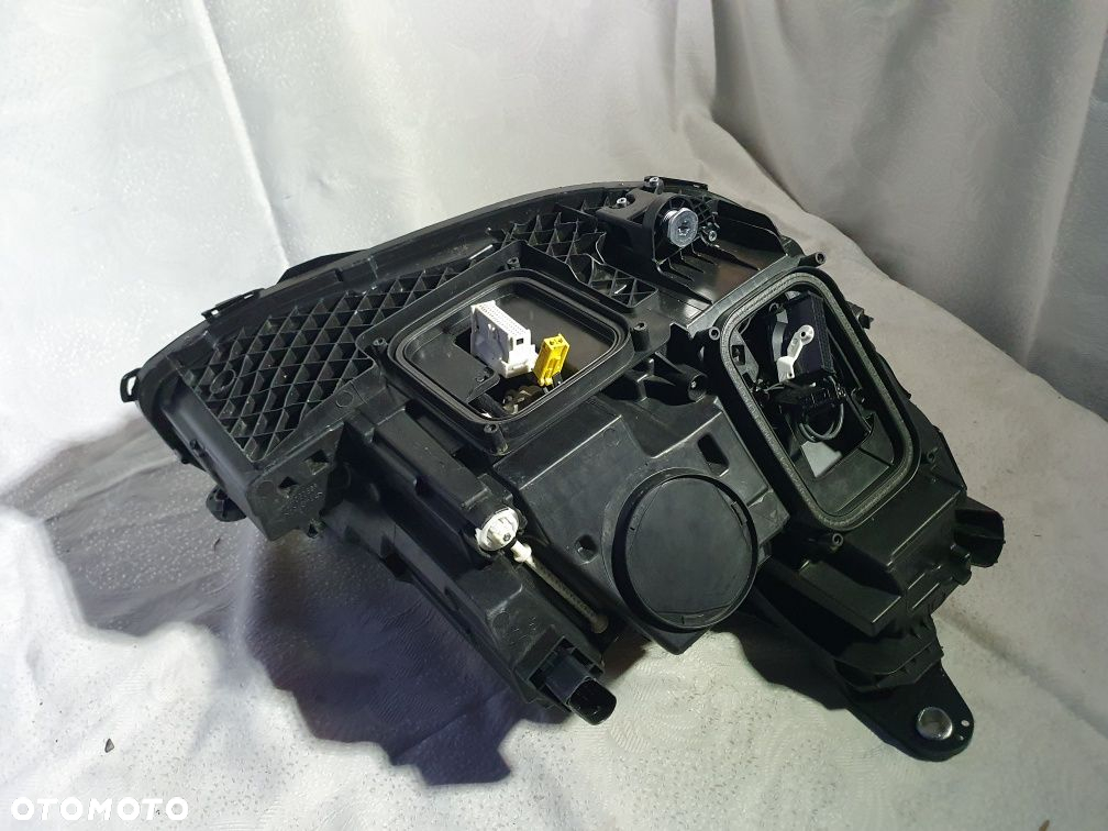 Lampa lewa Mercedes w213 MultiBeam EUROPA e klasa przód - 7
