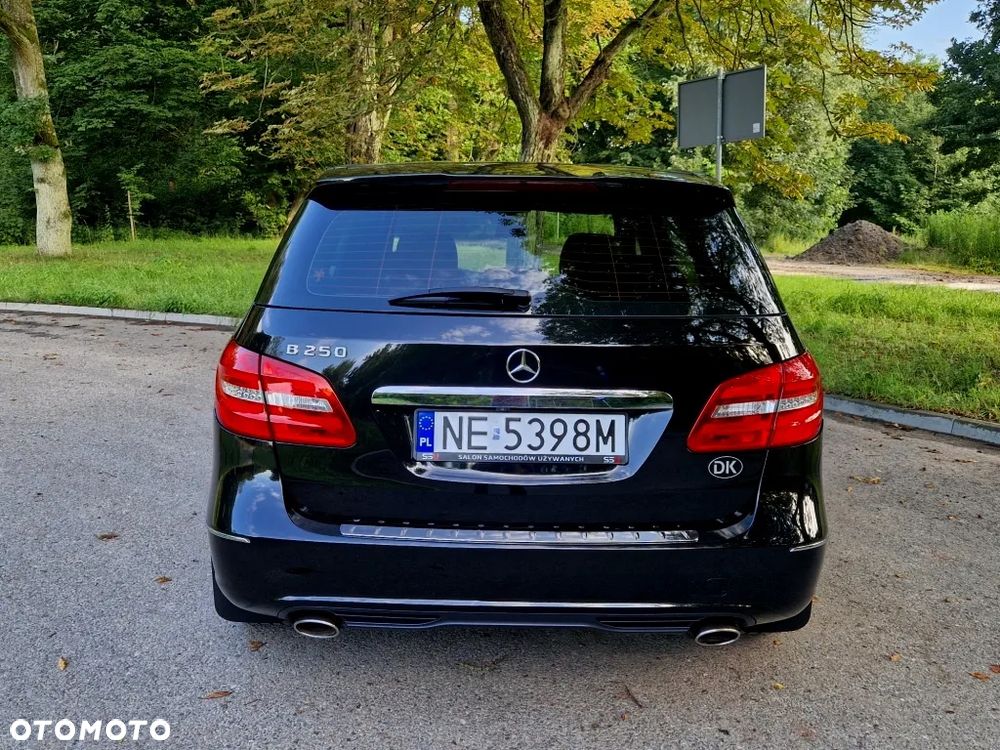 Mercedes-Benz Klasa B 250 7G-DCT Urban - 11