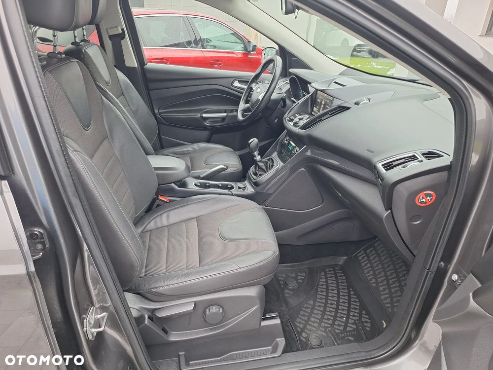 Ford Kuga 2.0 TDCi 4x4 Individual - 26