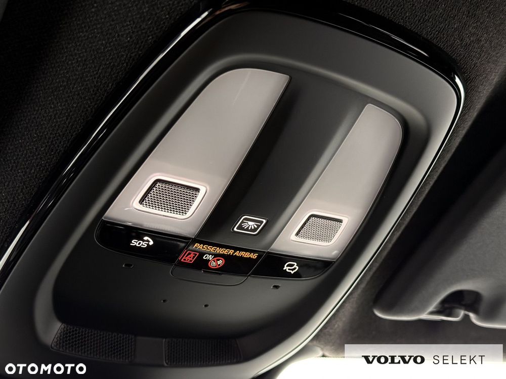 Volvo XC 40 - 35