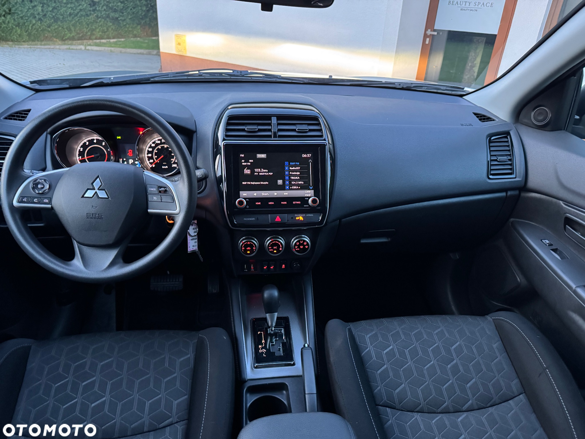 Mitsubishi ASX 2.0 4WD CVT Intro Edition+ - 24