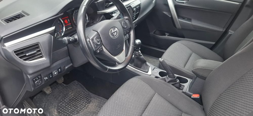 Toyota Corolla 1.6 Premium EU6 - 13