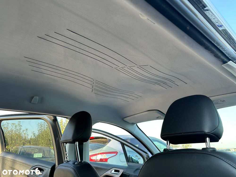 Peugeot 2008 - 26