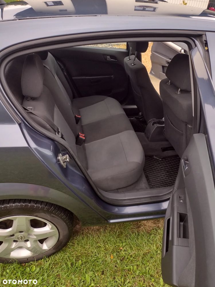 Opel Astra 1.9 CDTI Cosmo - 13