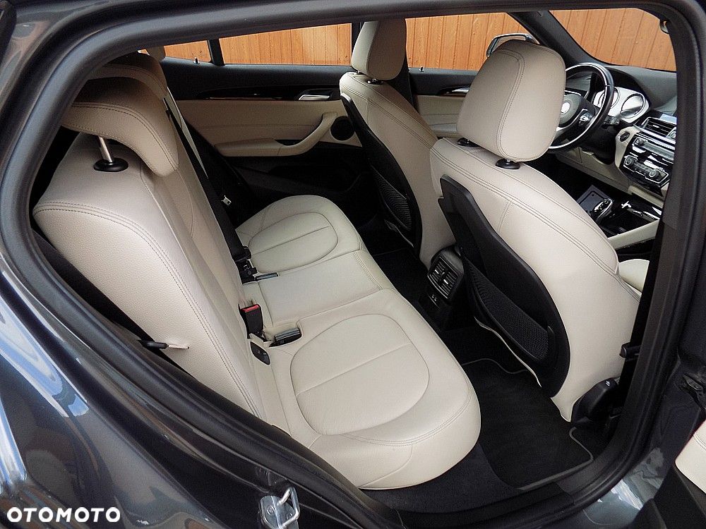 BMW X2 sDrive18d M Mesh sport - 7