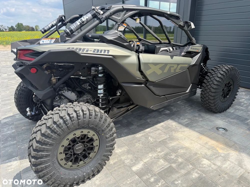 Can-Am Maverick - 6