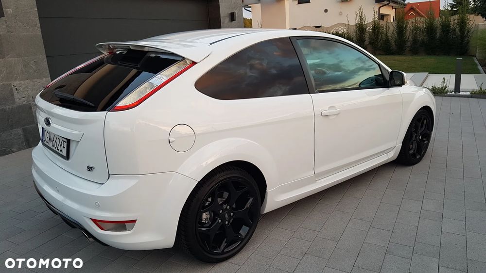 Ford Focus - 24