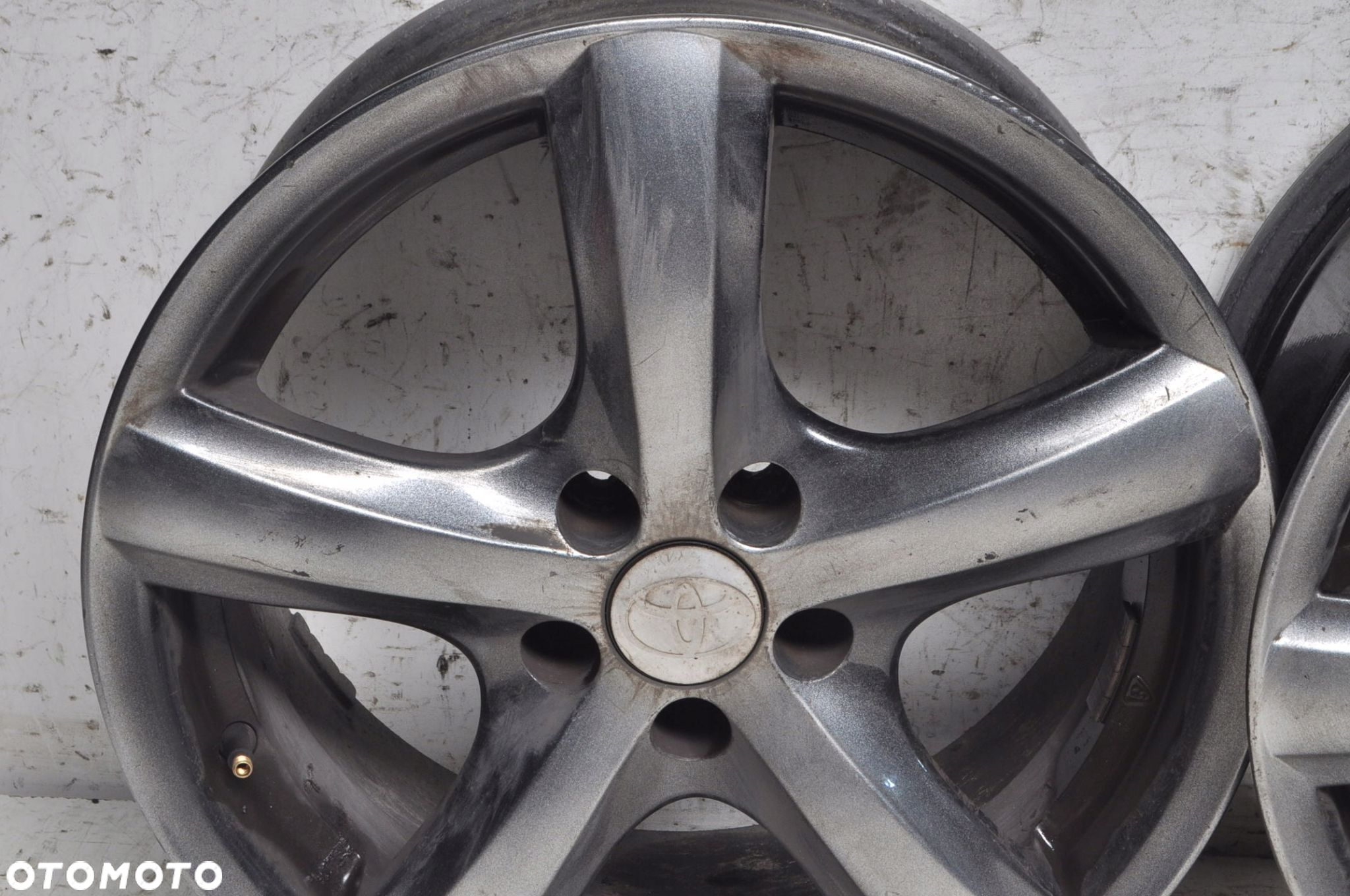 TOYOTA ATT VW SKODA AUDI FELGI ALUMINIOWE 5X112 R16 ATT640 KOMPLET - 12