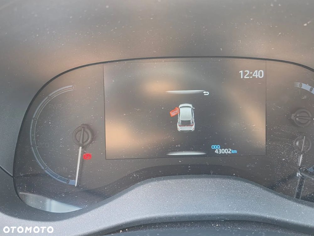 Toyota Yaris 1.5 Comfort CVT - 6