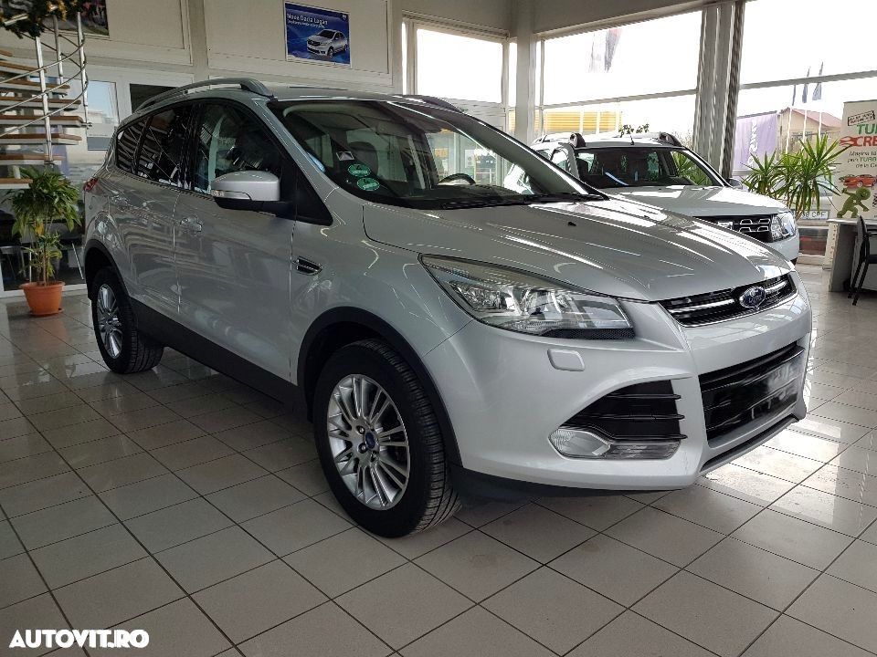 Ford Kuga 2.0 TDCi 4WD Powershift Titanium - 1