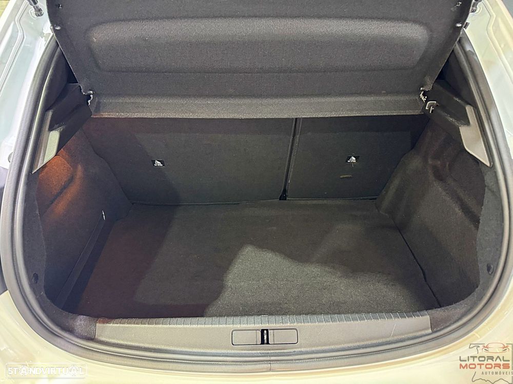 Peugeot 208 1.2 PureTech Allure - 10