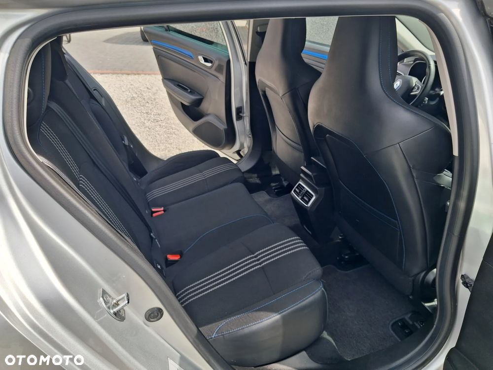 Renault Megane ENERGY dCi 110 EDC BOSE EDITION - 24