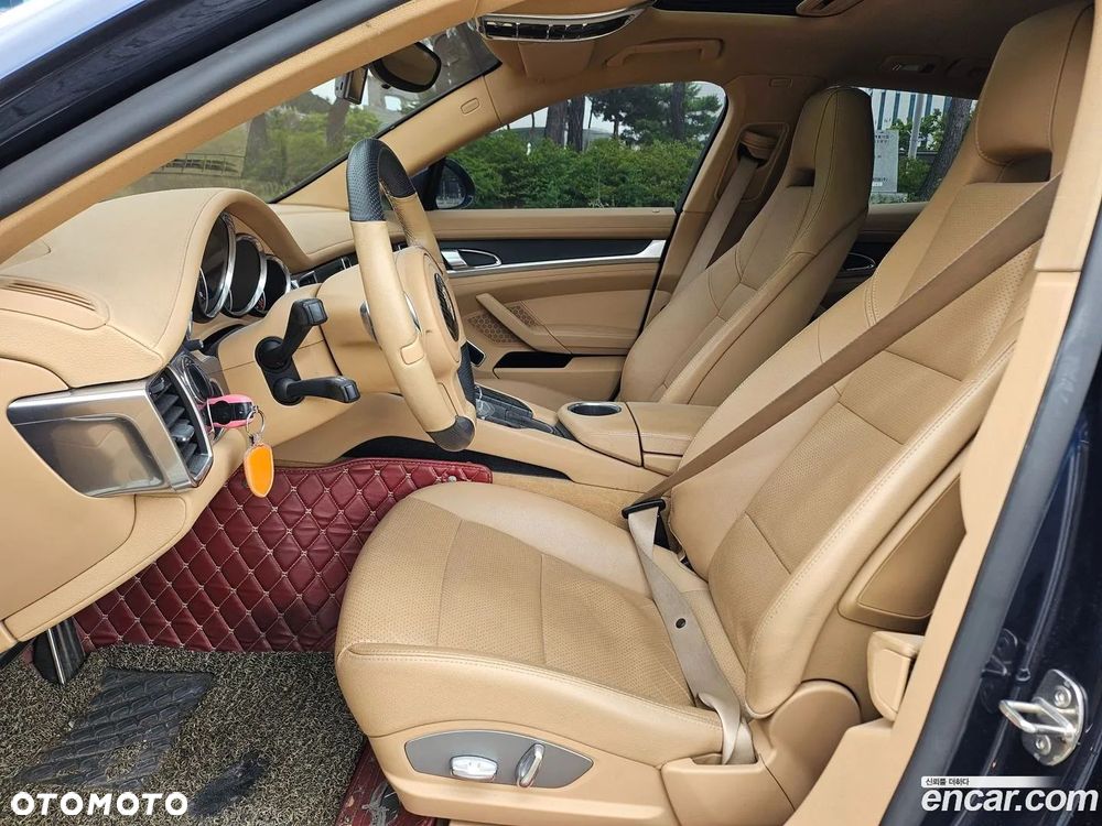 Porsche Panamera - 14