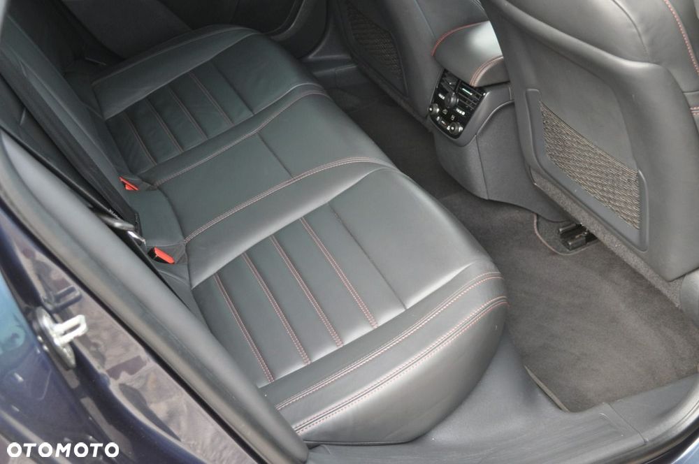 Peugeot 508 2.0 BlueHDi GT S&S - 33